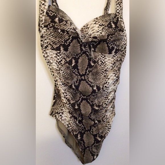 Bond-eye Australia Snakeprint Swimsuit Size 6 D/DD Brown - Picture 2 of 5